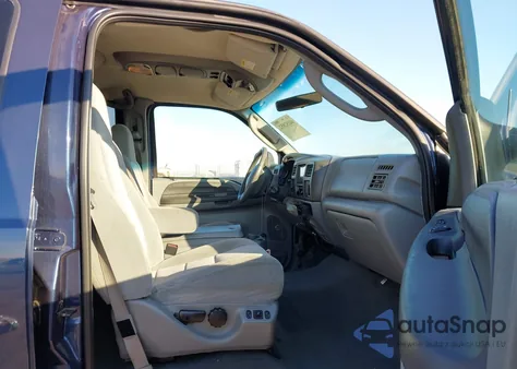 2004 Ford Excursion Xls/Xlt from USA, damaged, VIN 1FMSU41P04EA22407